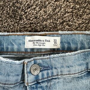 Abercrombie & Fitch 90s Straight Ultra High Rise Jeans
